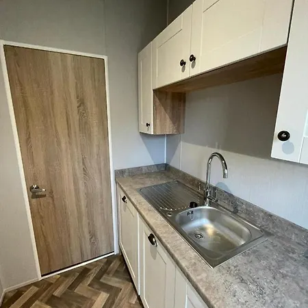 Beryl With Hot Tub Casa de Férias