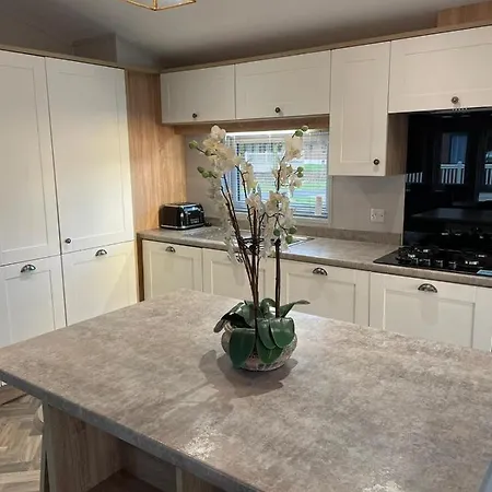 Casa de Férias Beryl With Hot Tub *