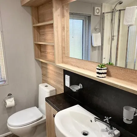 Beryl With Hot Tub *